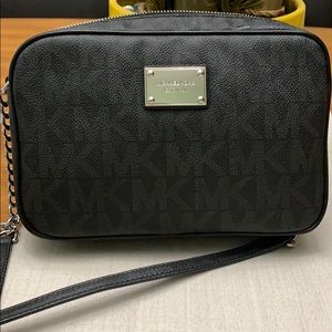 New Michael Kors Authentic bag